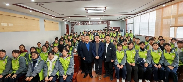 2025年中國(guó)文聯(lián)幫扶甘肅隴南武都區(qū)書法支教活動(dòng)舉行